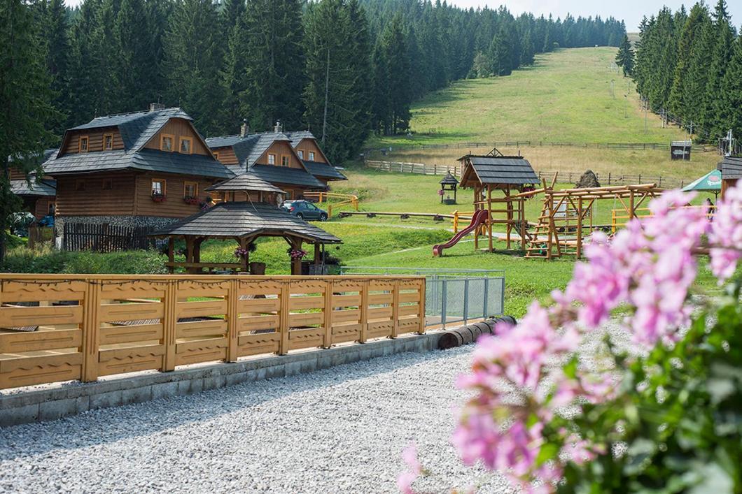 Koliba U Kuba A Rekreacne Domy Hrustin Экстерьер фото